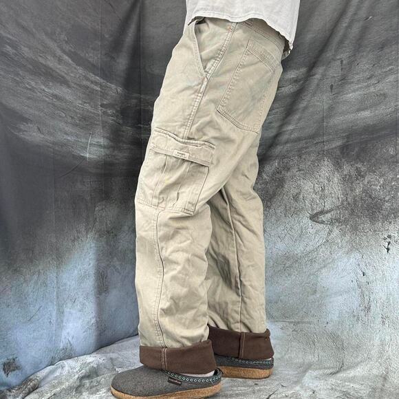 Y2K Insulated Wrangler Work cargo cold weather pants.  Baggy fit size 34 x 31 - Picture 1 of 8
